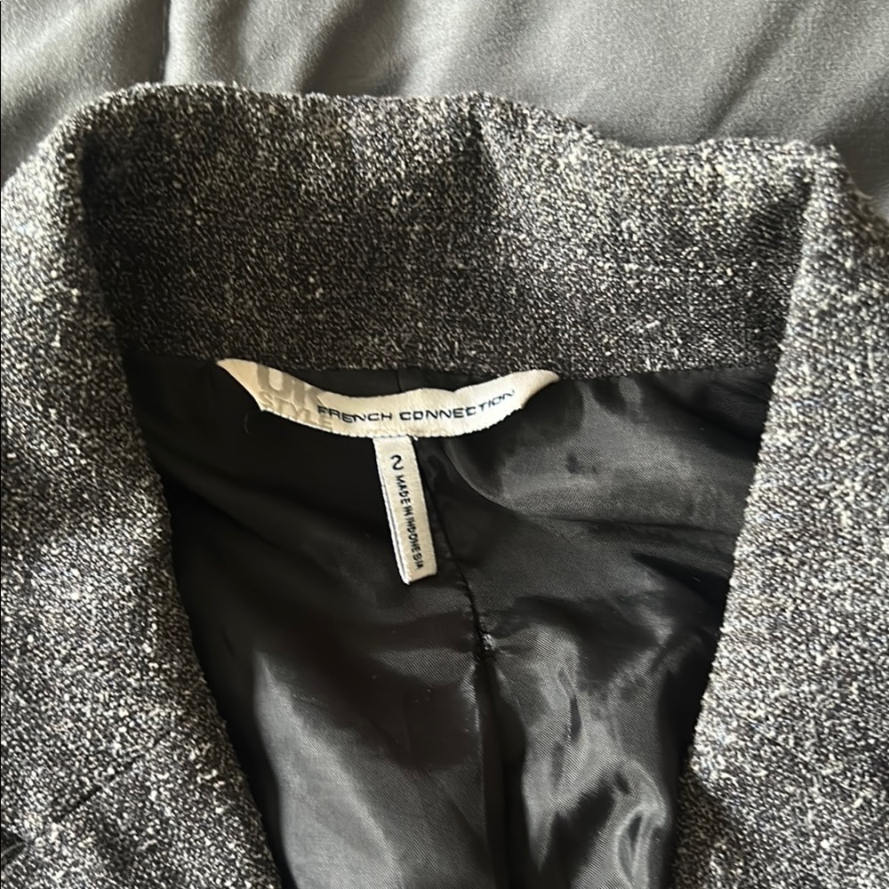 French Connection Gray Blazer - Picture 3 of 4